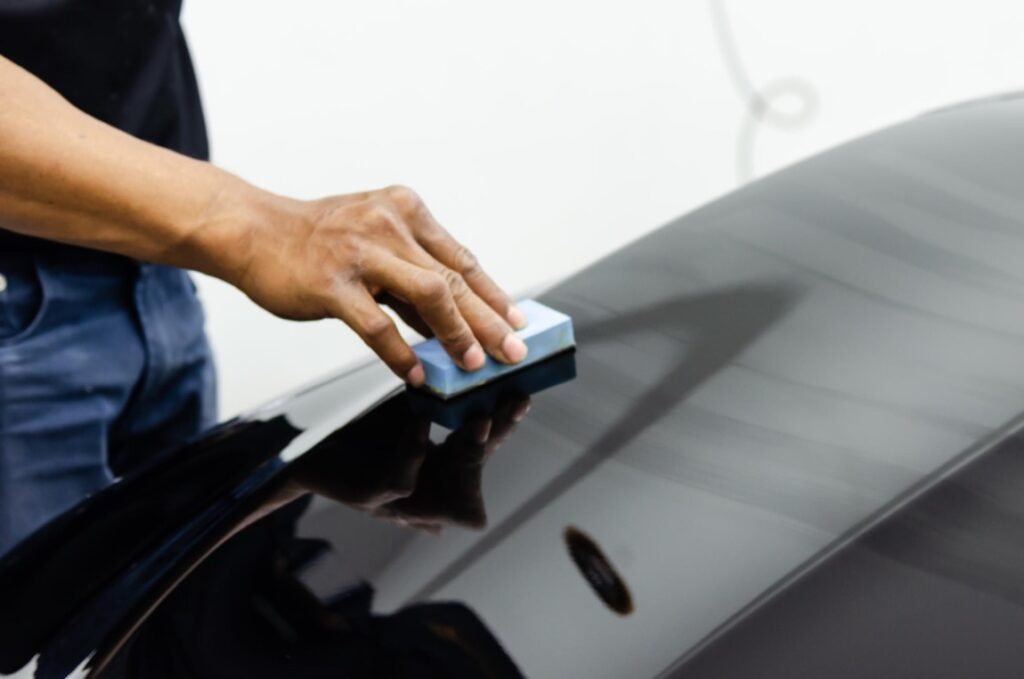 Wiele osób w Poznaniu decyduje się na aplikację ceramicznych powłok ze względu na ich liczne zalety